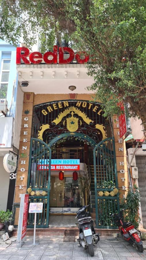 Green Hotel Near Lotte Center Hanoi Exteriör bild